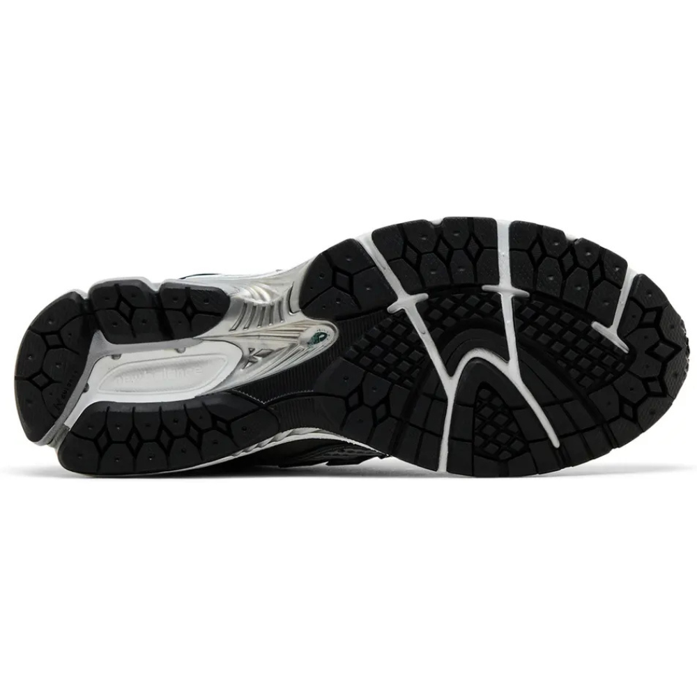 New Balance 1906R Silver Metallic Deep Ocean