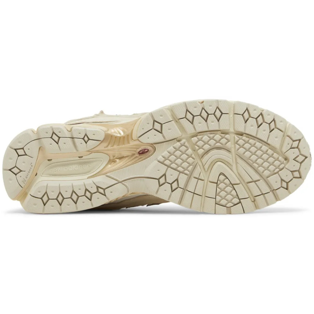 New Balance 2002R Protection Pack Sandstone