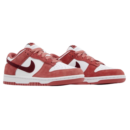 Nike Dunk Low na Valentína (2024)