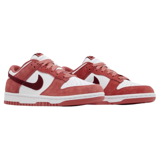 Nike Dunk Low Valentine's Day (2024)