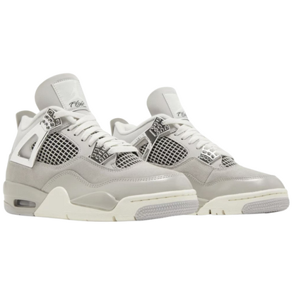 Jordan 4 Retro Frozen Moments