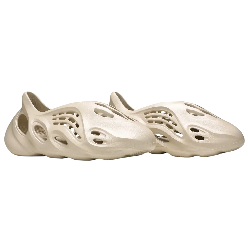 Adidas Yeezy Foam RNNR Sand