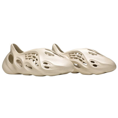 Adidas Yeezy Foam RNNR Sand