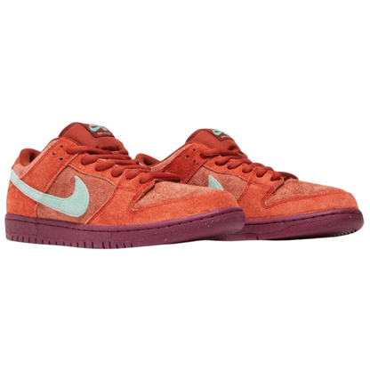 Nike SB Dunk Low Mystic Red Rosewood