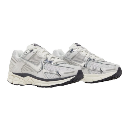 Nike Zoom Vomero 5 Photon Dust Metallic Silver