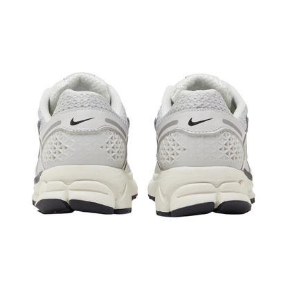 Nike Zoom Vomero 5 Photon Dust Metallic Silver