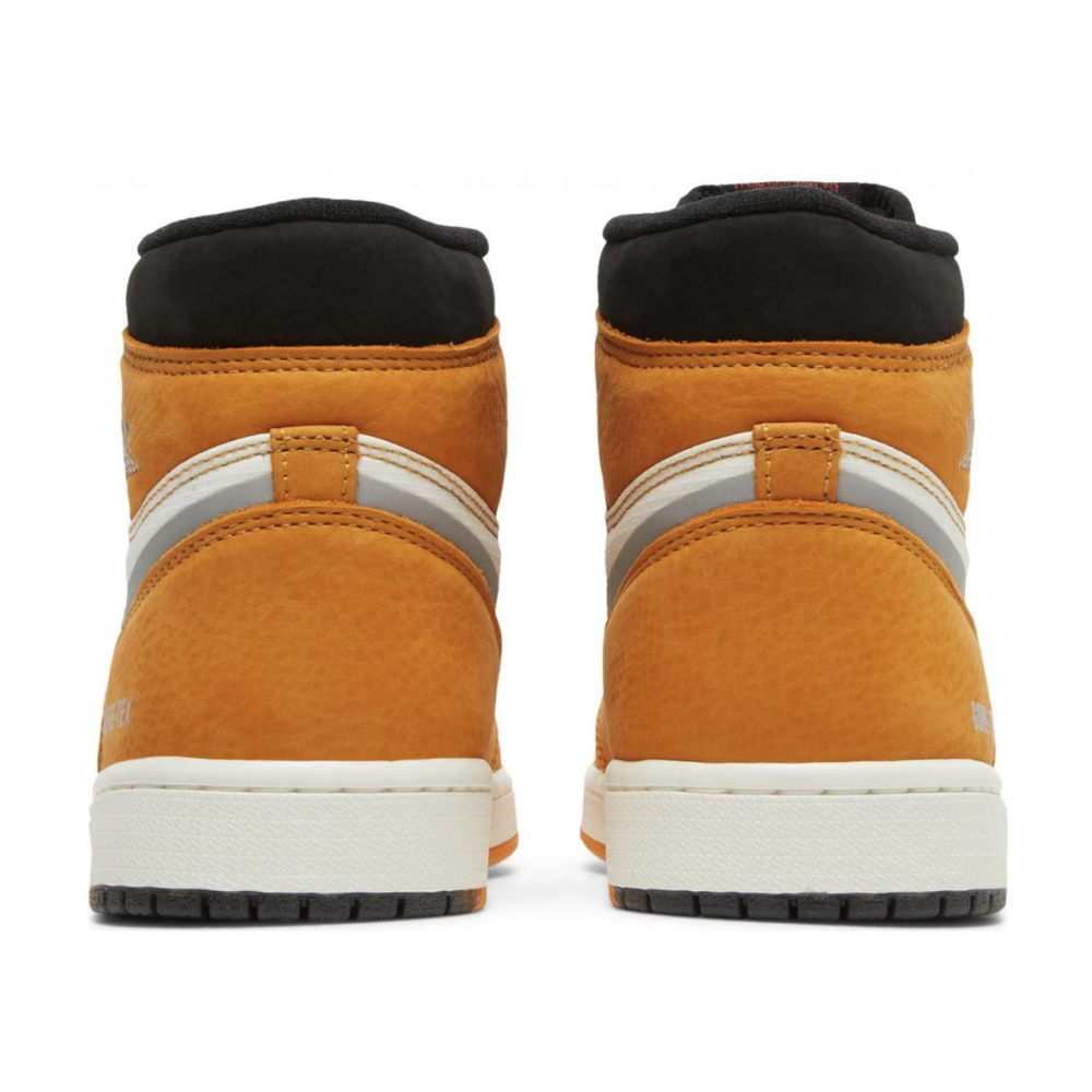 Jordan 1 Retro High Element Gore-Tex Light Curry