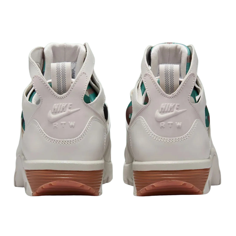 Nike Air Trainer Huarache Corteiz Light Bone