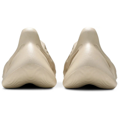 Adidas Yeezy Foam RNNR Sand