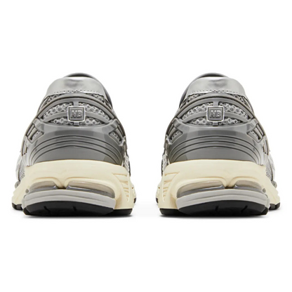 New Balance 1906L Metallic Silver