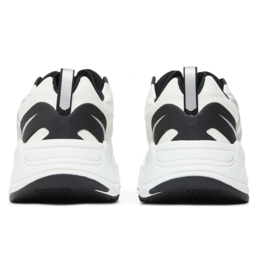 Adidas Yeezy Boost 700 MNVN Laceless Analog