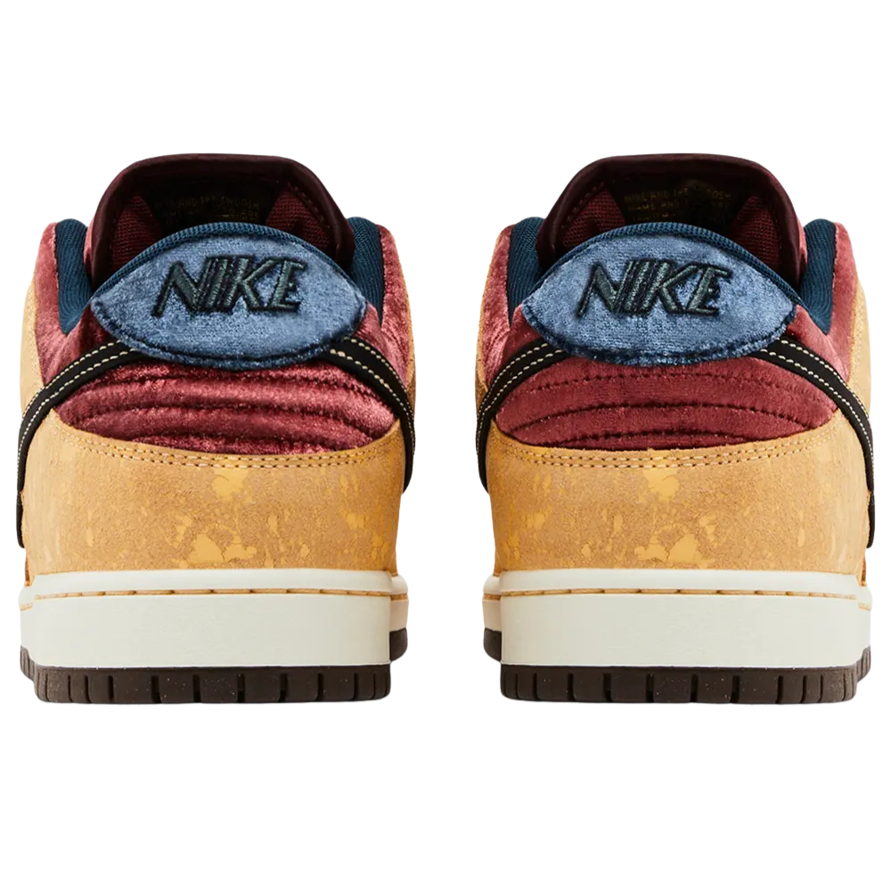 Nike SB Dunk Low City of Cinema