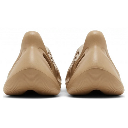 adidas Yeezy Foam RNR Clay Taupe