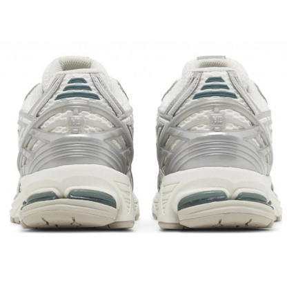 New Balance 1906R Strieborná metalická morská soľ 