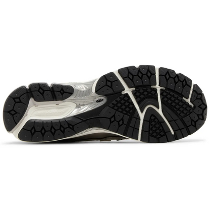 New Balance 1906R Silver Black