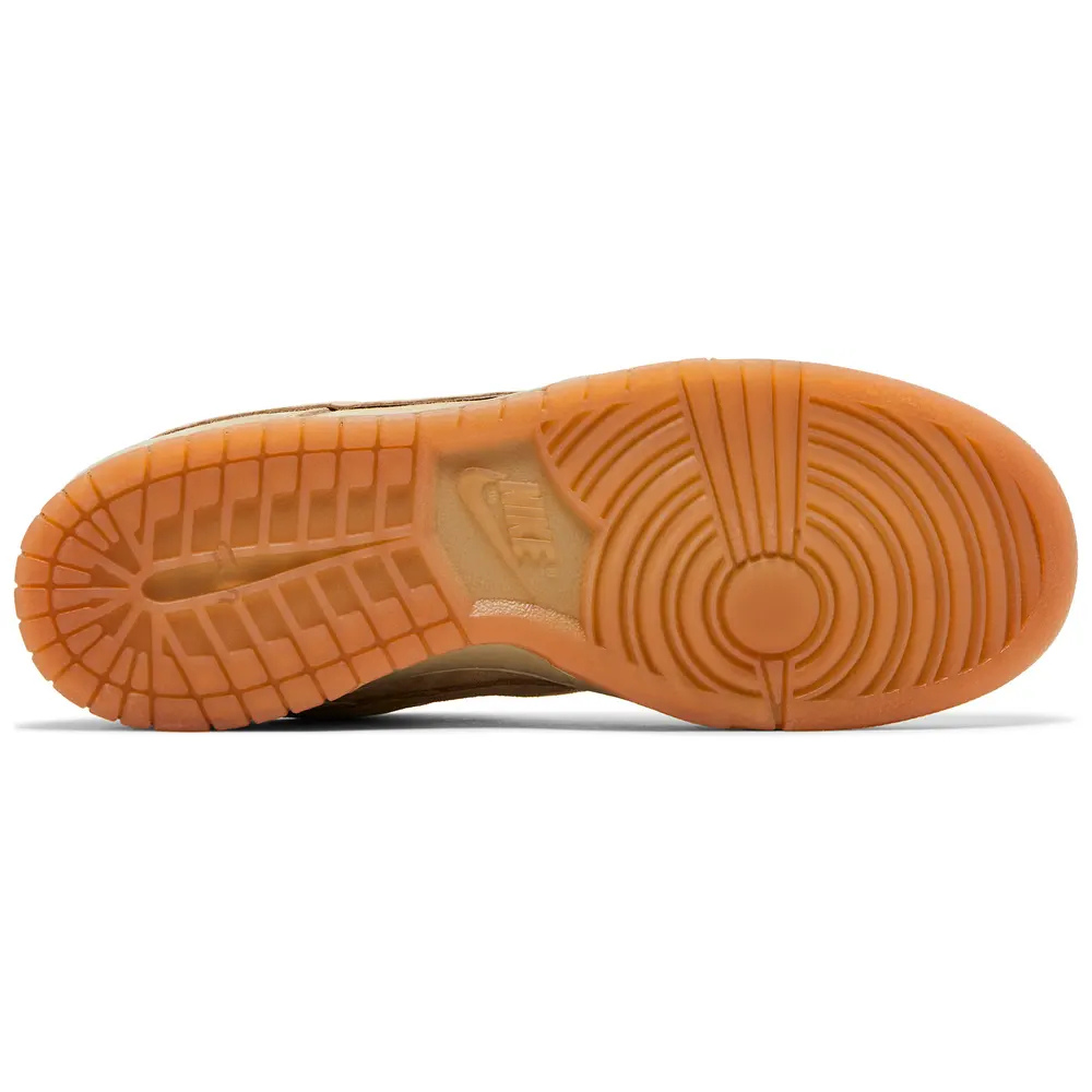 Nike SB Dunk Low Pro B Parachute Beige