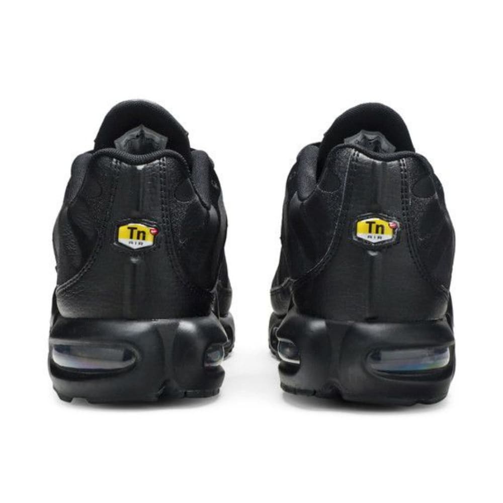 Nike Air Max Plus Triple Black Leather