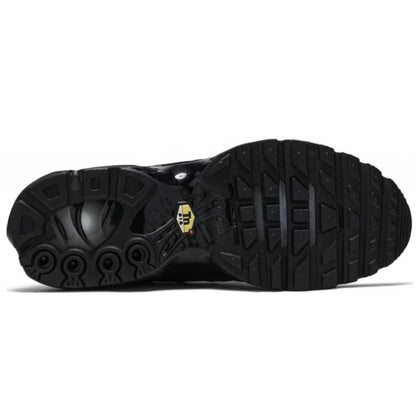 Nike Air Max Plus Triple Black