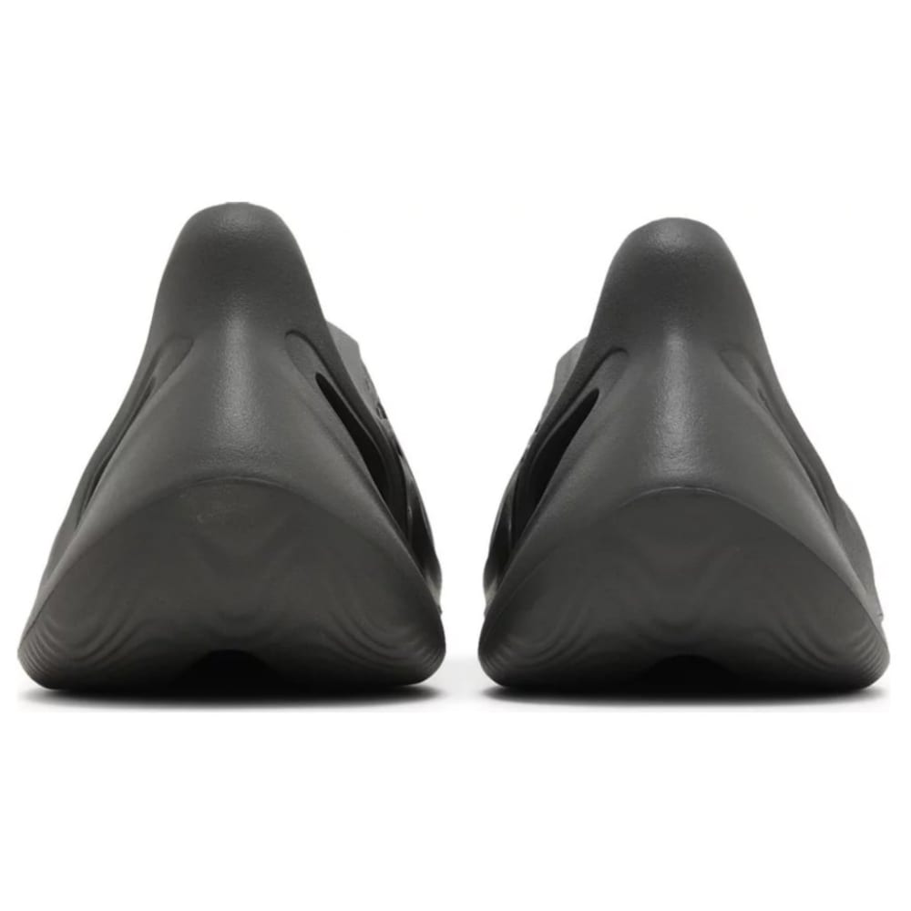 adidas Yeezy Foam RNR Carbon