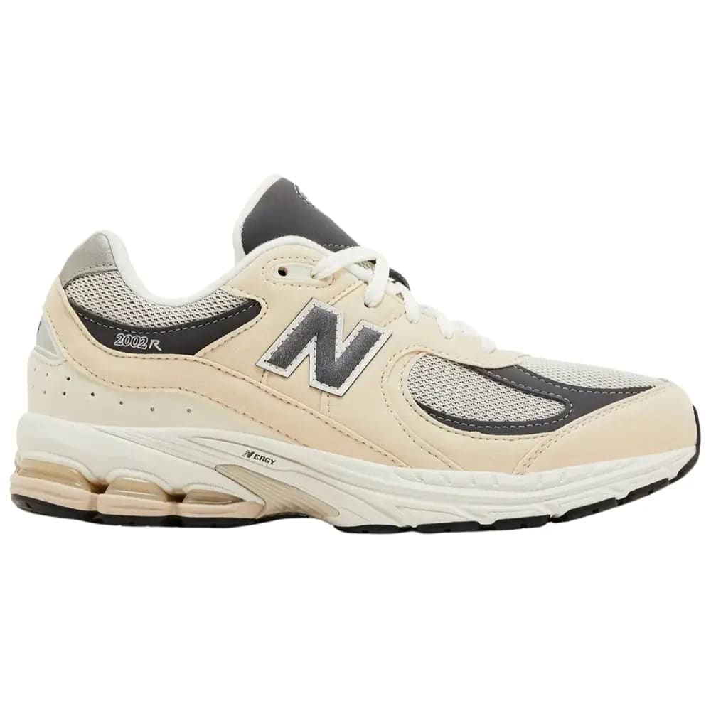 New Balance 2002R Sandstone Magnet (GS)